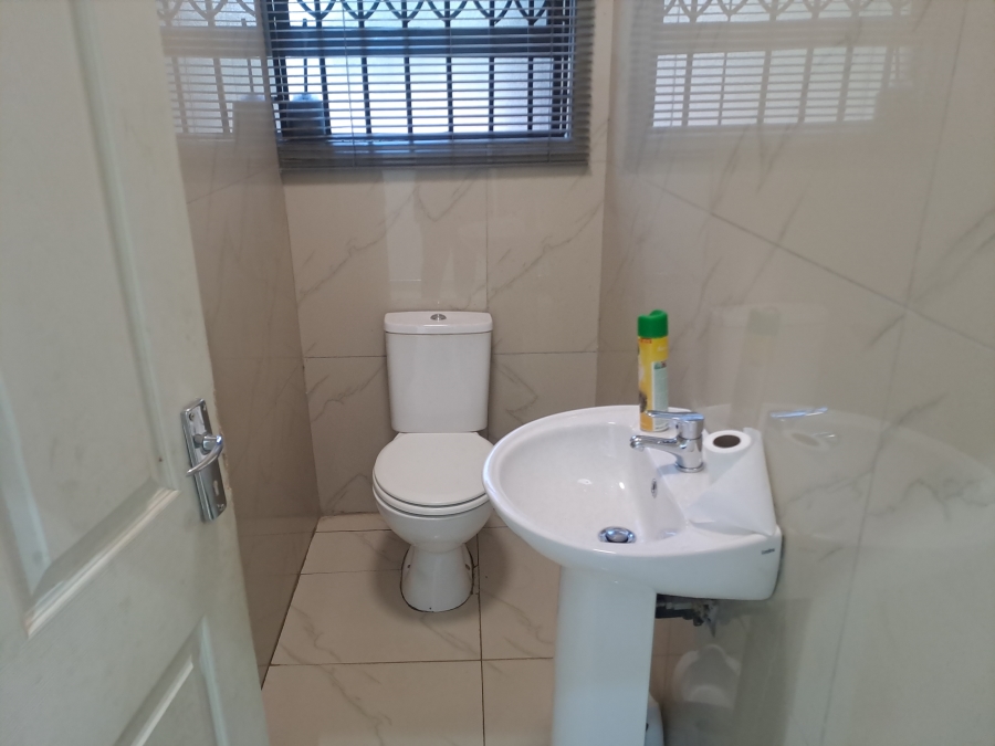 To Let 4 Bedroom Property for Rent in Vaalpark Free State